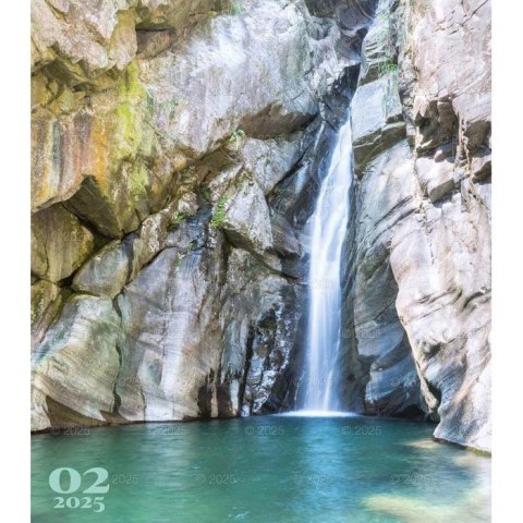Kalendarz ścienny WODOSPADY ŚWIATA WIELOPLANSZOWY 12K 320mm x 470mm Lucrum (RW12)